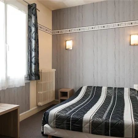 The Originals City, Le Savoy,