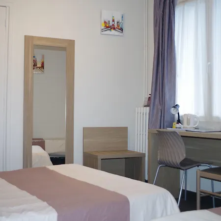 The Originals City, Le Savoy, מלון