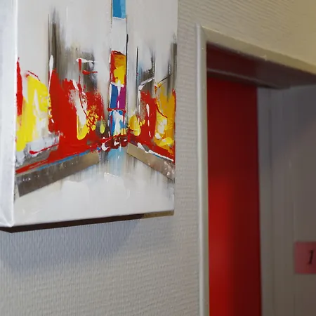 The Originals City, Le Savoy, מלון קאין