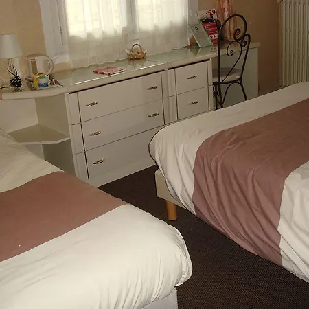 Otel The Originals City, Le Savoy,