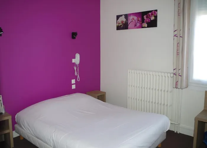 Otel The Originals City, Le Savoy,