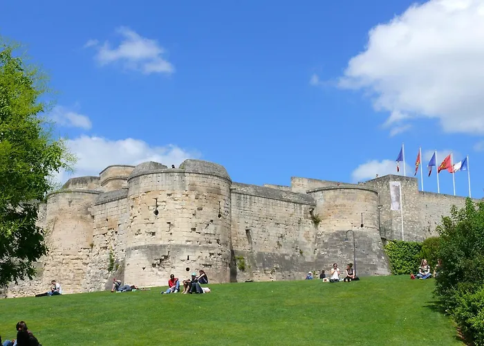 Otel The Originals City, Le Savoy, Caen