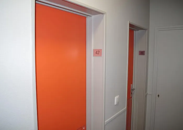 The Originals City, Le Savoy, מלון 3*