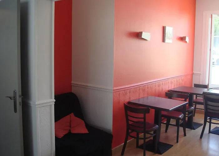 Otel The Originals City, Le Savoy,